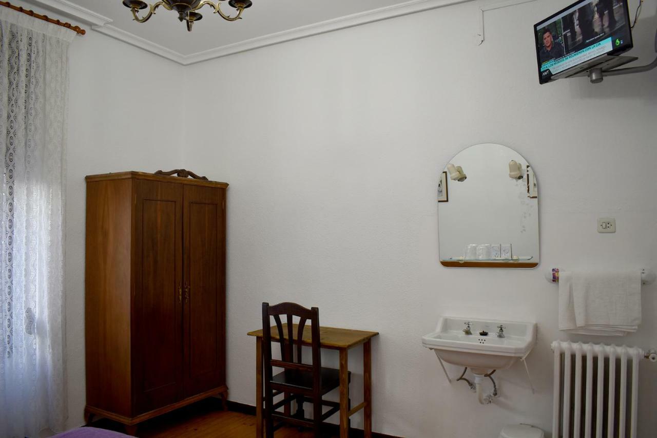 Hostal Oviedo Hotel Leon Luaran gambar