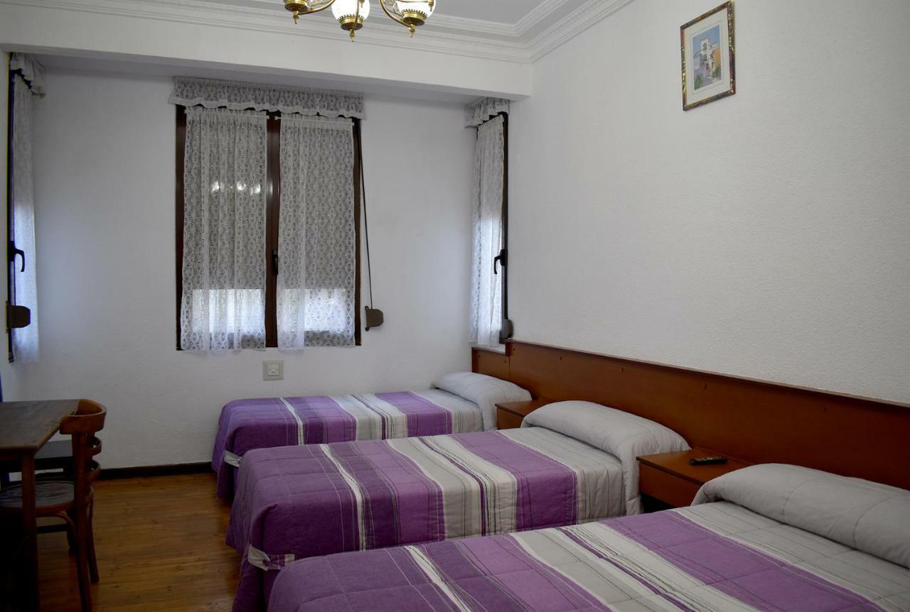 Hostal Oviedo Hotel Leon Luaran gambar